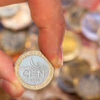 Banco Central de Chile lanza moneda especial para su centenario