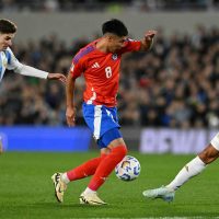 La más prendida te regalonea con invitaciones al partido de Chile VS Argentina