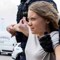 Greta Thunberg deportada de Israel tras intento de entregar ayuda a Gaza