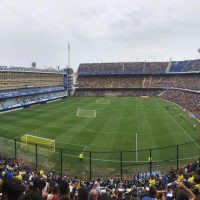 Peligra la continuidad de los chilenos Palacios y Alarcón en Boca Juniors