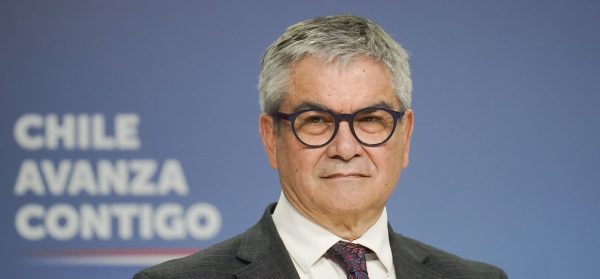 Ministro Marcel sufre clonación de tarjeta en España