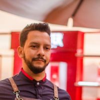 Venezolano es elegido mejor bartender de Chile 2025