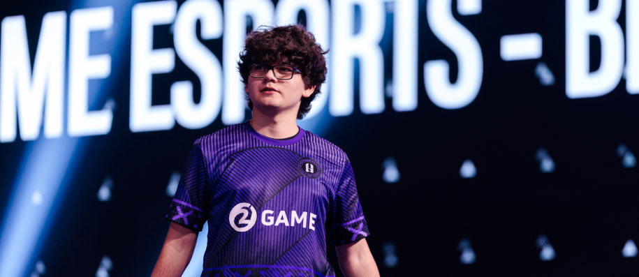 Chileno de 15 años ganó casi 130 palitos jugando Street Fighter