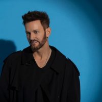 ¡Axel, músico argentino quiere ser cura!
