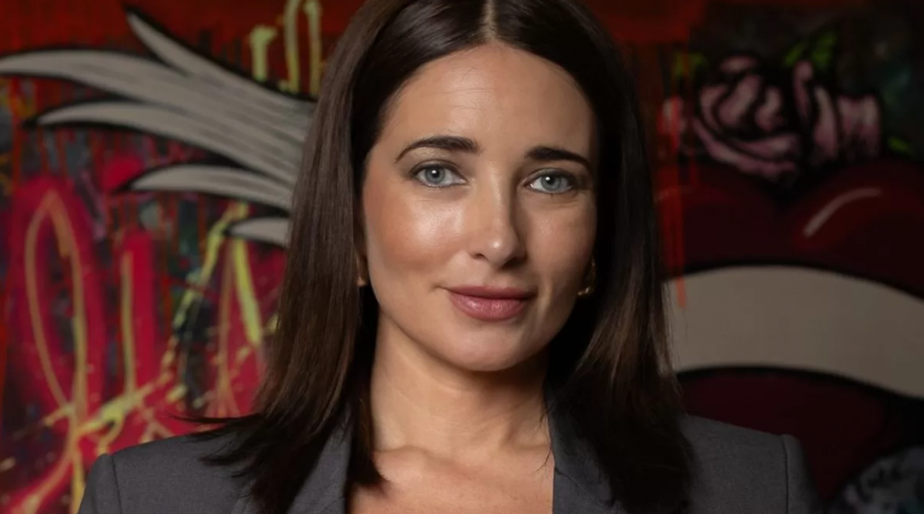 CAMILA NASH visitó CAROLINA antes de viajar al encierro