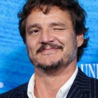Pedro Pascal elegido “DILF del año 2025”