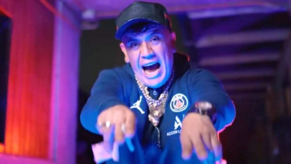 ¿René Puente va a ser papá?