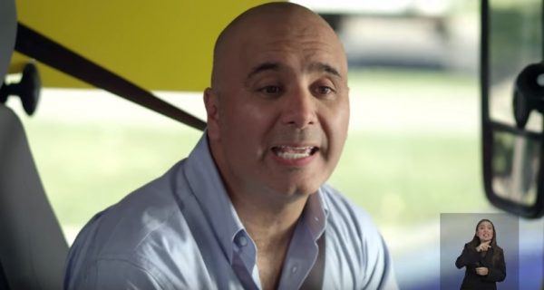 El Ferrari de Radio Carolina llega al jurado de Viña 2026