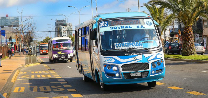 Héroe enfrenta a supuesto abusador en un bus en Conce