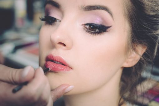 Día de la Madre 2026: ideas de maquillaje con labiales y bases para regalar