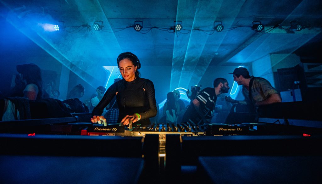 The Grid System regresa con formato inmersivo