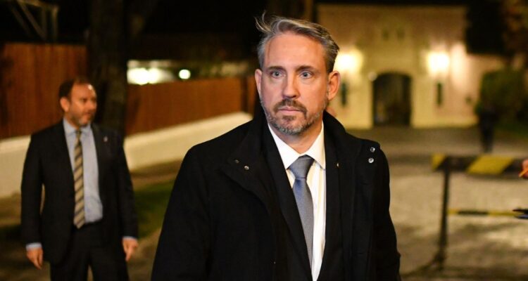 Denuncian que esposa de diputado obtuvo subsidio para familias vulnerables