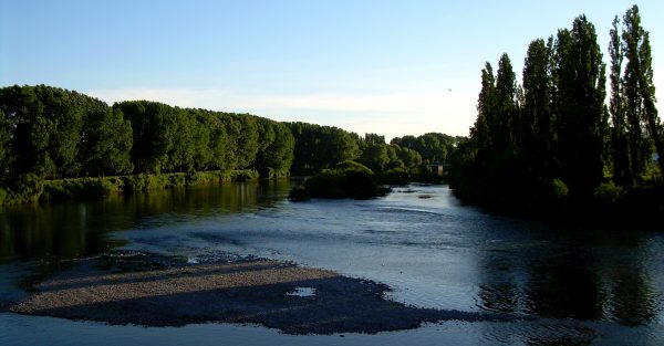 Osorno: Intentó lavar la camioneta en el río rahue y terminó mal