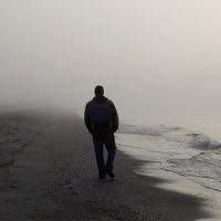 ¿Por qué los hombres pierden a sus amigos cuando entran en pareja?