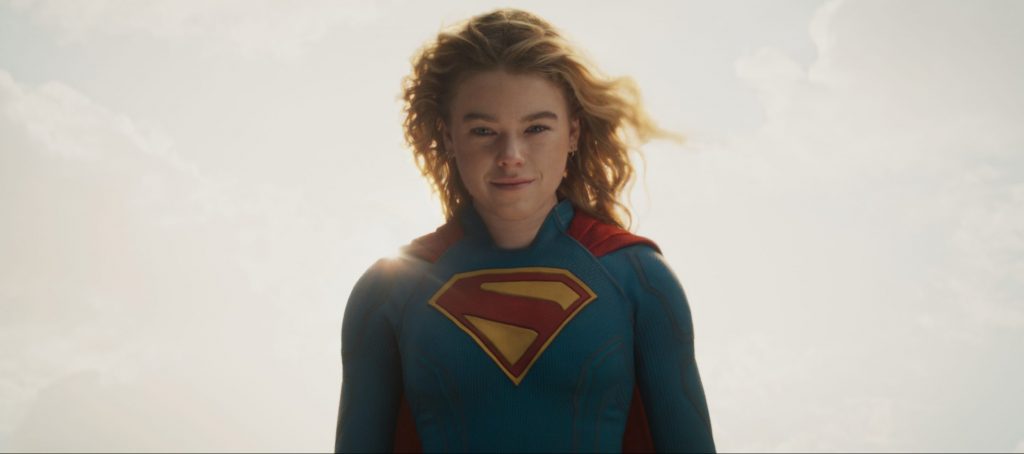 ¡SUPERGIRL LLEGA A LOS CINES PARA INAUGURAR UNA NUEVA ERA DE HEROÍNAS EN EL UNIVERSO DC