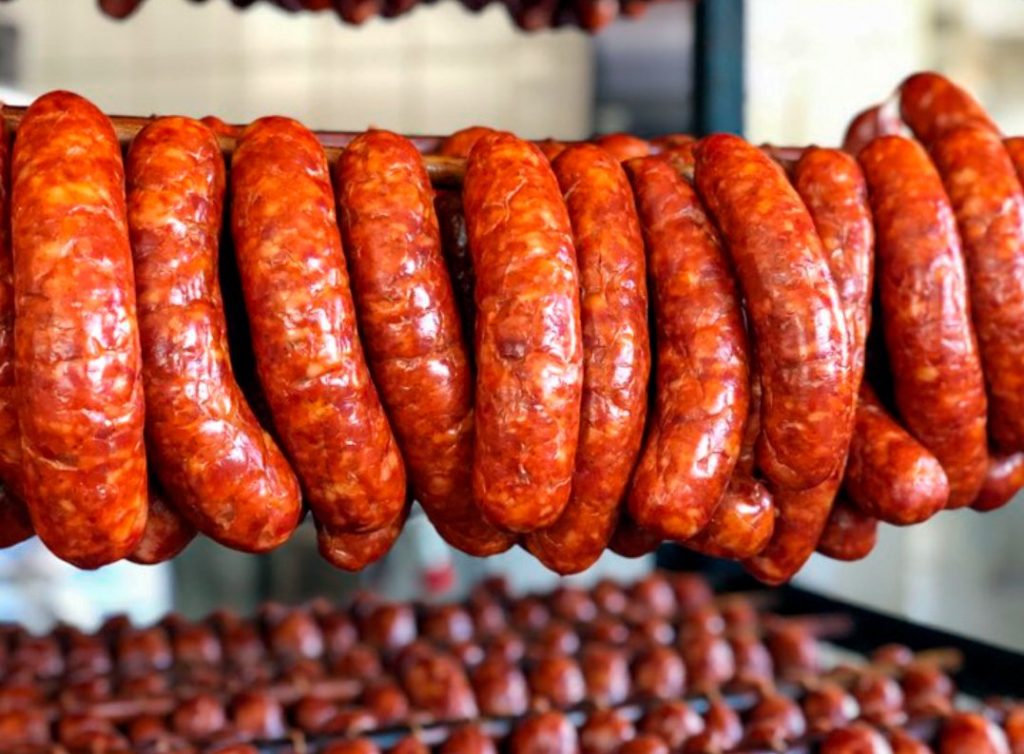 Revista internacional destaca la “Fiesta de la longaniza” en Chillán