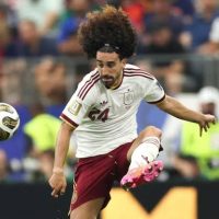 Cucurella se tatuó la cara de su entrenador tras el Mundial