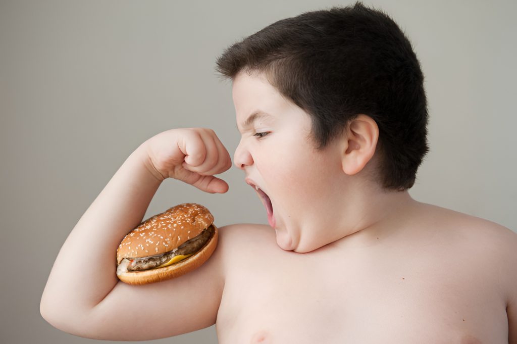 Comida rápida ya causa más cirrosis que el alcohol