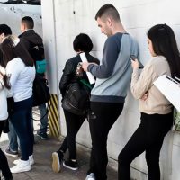 Preocupante fenómeno en Argentina: cada vez más jóvenes no estudian ni trabajan