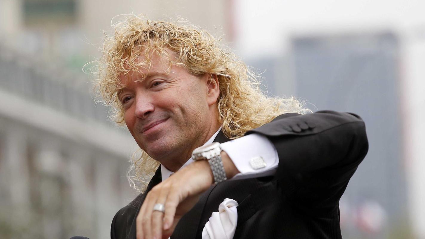 Farkas le dio 300 lucas de  propina a guía turístico