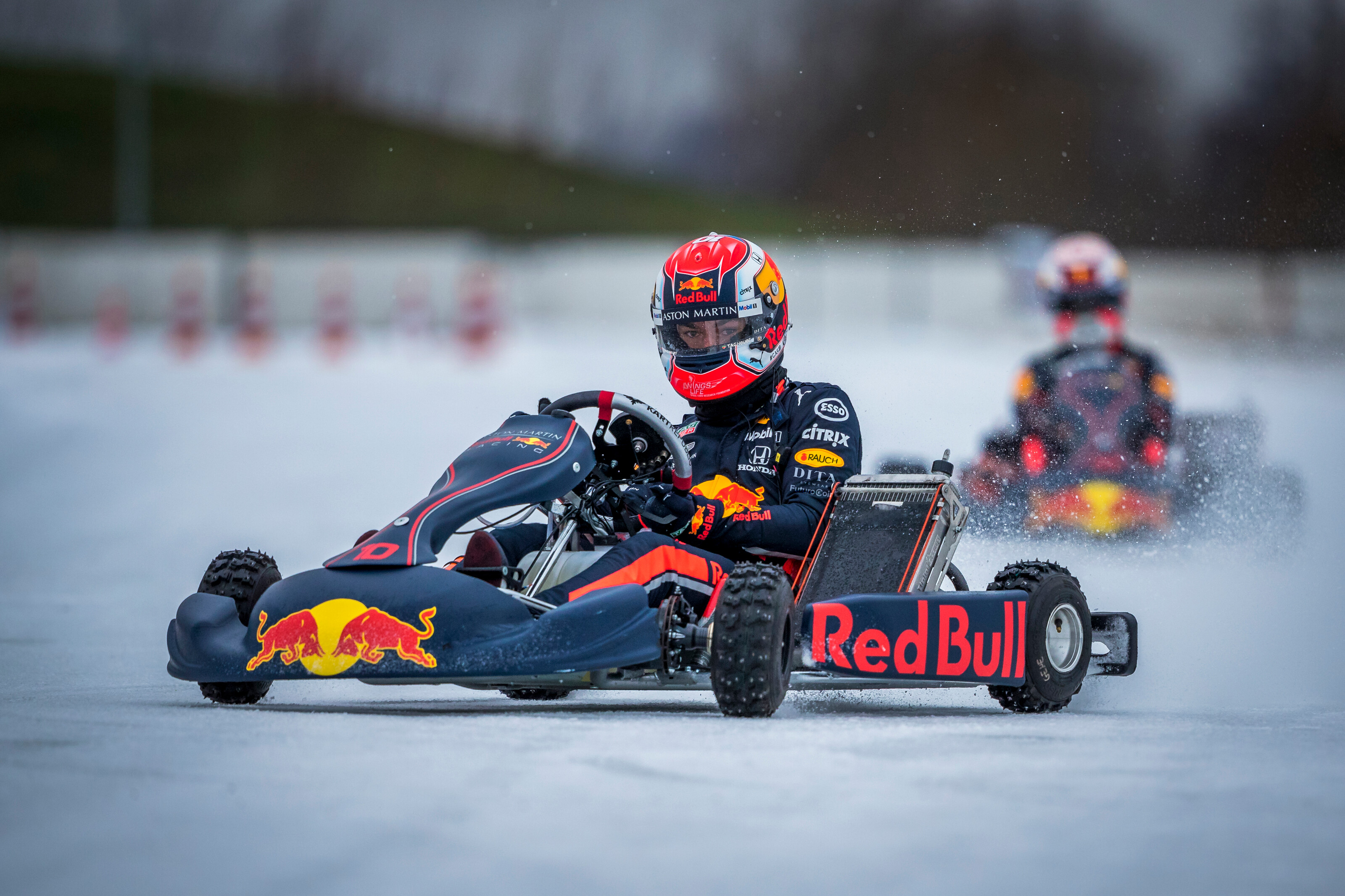 Pableke dió batalla y terminó 12° en desafío contra Verstappen