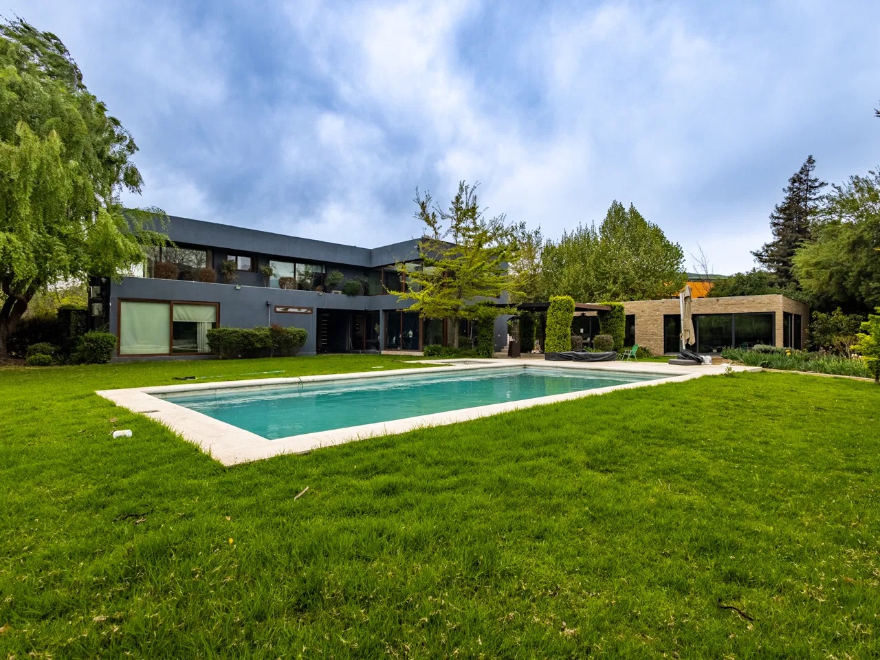Casa de Pinilla sale nuevamente a remate por más de $900 millones