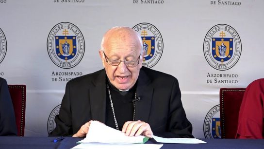 Juzgado de Garantía rechaza sobreseimiento de Ezzati por presunto encubrimiento de abusos sexuales