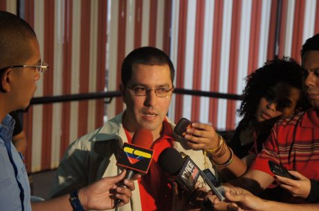 Canciller Jorge Arreaza: "Sería inconstitucional hacer elecciones nuevamente"
