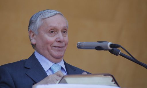 Así gasta el obispo evangélico Eduardo Durán los $35 millones mensuales que recibe en diezmos