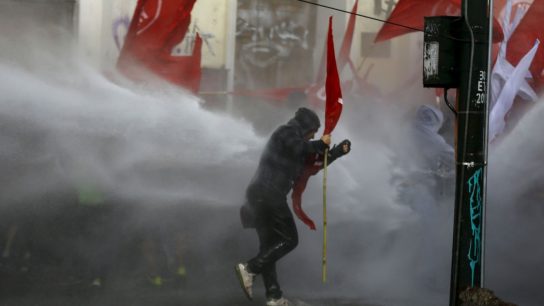 Condenan a ex carabinero como autor de "violencia innecesaria" contra Rodrigo Avilés