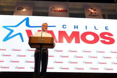 Sebastián Piñera llama al oficialismo a "ser cuidadosos" en sus declaraciones tras críticas de senador Ossandón