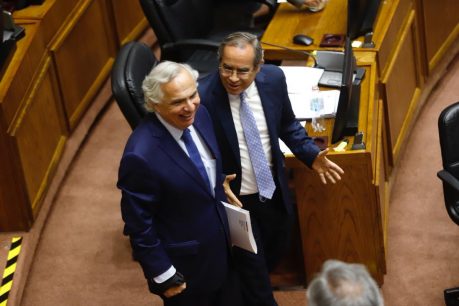 Reforma Tributaria: Gobierno rechaza "ultimátum" de la oposición para legislar