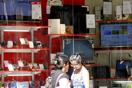 Ventas en Región Metropolitana marcan descenso del 3,2% en marzo