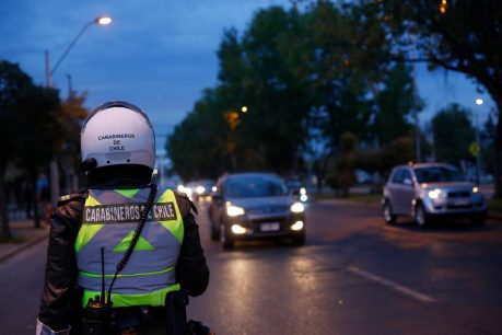 Intendencia decreta Alerta Ambiental para este martes: revisa la restricción vehicular