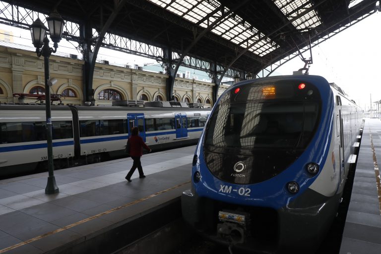 EFE por tren Santiago-Valparaíso: "Hay actores privados que dicen estar muy interesados"