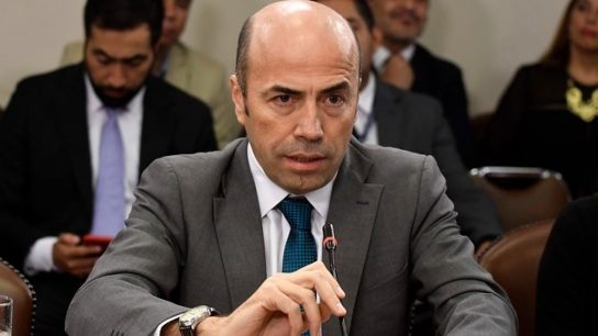 Jorge Bermúdez asistirá a Comisión de Constitución tras despido de tres funcionarios