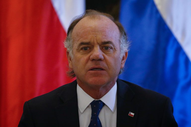 Ministro de Agricultura: "Nadie es dueño del agua. El agua es un bien de uso público"