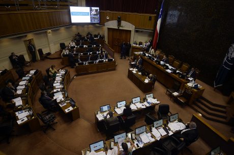 Rechazan imprescriptibilidad retroactiva en delitos sexuales a menores de edad