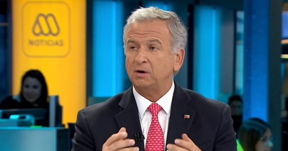 Ministro de Hacienda y crecimiento económico: "El Gobierno anterior no enfrentó una guerra comercial"