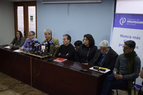 Paro docente: Se mantiene movilización por apenas 255 votos de diferencia