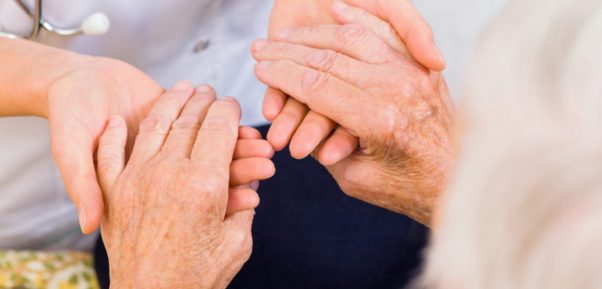 Gasto hospitalario en adultos mayores aumenta cada año en $42 mil millones