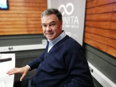 Senador Ossandón aseguró que a las asesoras del ministro de Economía "no les gusta" proyecto de responsabilidad de bancos en fraudes