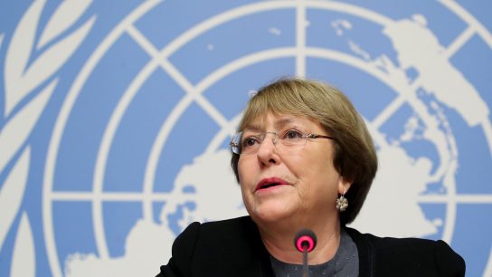 Hong Kong: Michelle Bachelet pide "investigación imparcial" por violencia en protestas