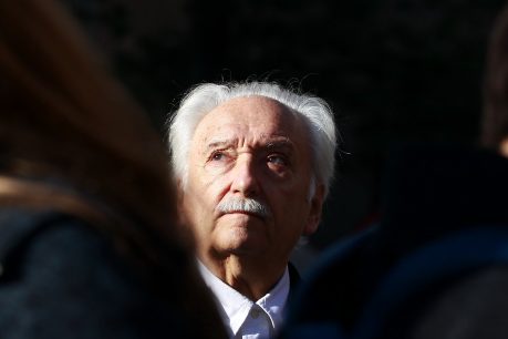 Jorge Arrate y posible gobierno de Alberto Fernández en Argentina: "Podemos esperar un gobierno con políticas mucho más inclusivas"