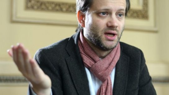 Axel Kaiser: "(Florcita Motuda) es un espejo, es como el cuadro de Dorian Gray, demuestra lo peor del Parlamento"