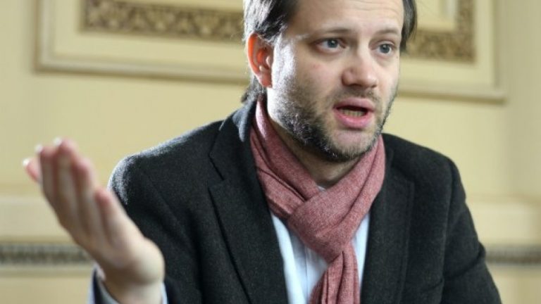 Axel Kaiser: "(Florcita Motuda) es un espejo, es como el cuadro de Dorian Gray, demuestra lo peor del Parlamento"