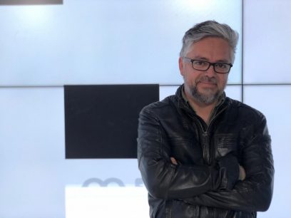 Jorge Baradit, escritor: "La historia es el manual de lo que hemos sido como país"