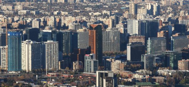 Gonzalo Mardones, arquitecto: "Lo que se hizo en Santiago es horroroso, se destruyó todo el patrimonio de Santiago centro poniente y centro sur"