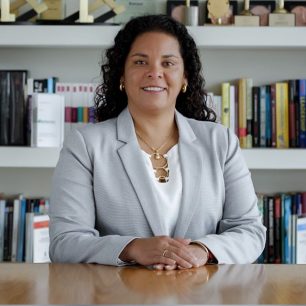 Paola Fune desde Lima: "El presidente Vizcarra tiene un apoyo gigantezco de la población para el cierre del Congreso"