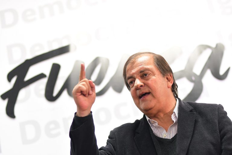 Francisco Vidal, por la carrera presidencial: "Me he declarado en la banca. Si mi equipo juega mal o no les va bien, yo estoy disponible"